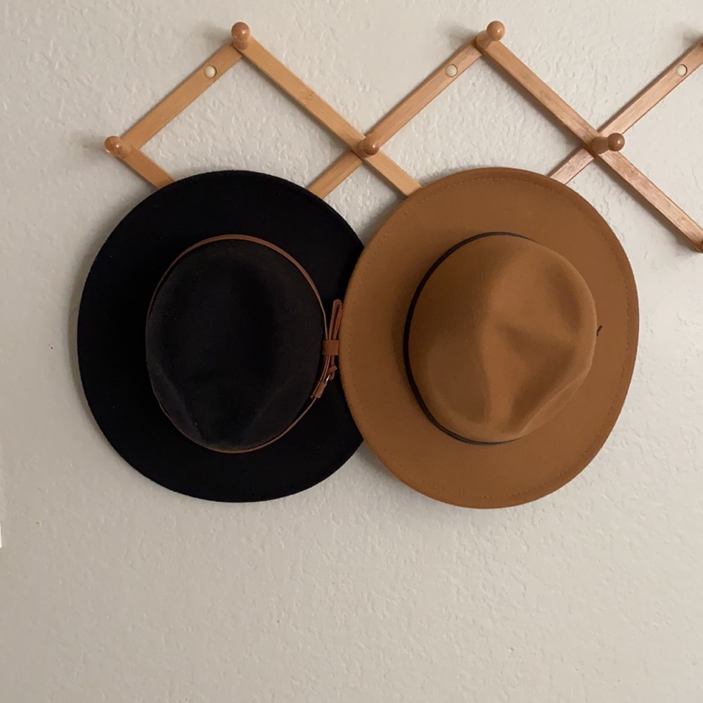 Bundle of 2 Hats